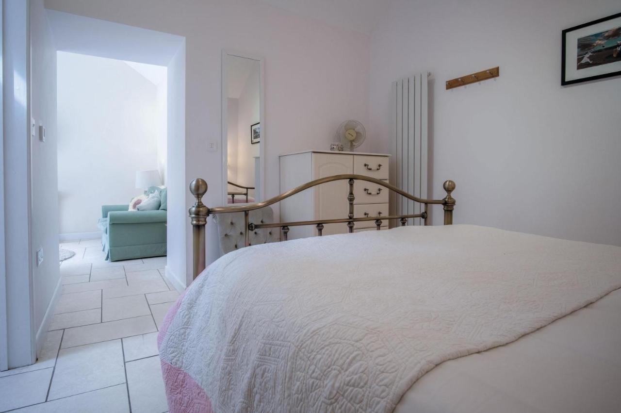 Caradog - 1 Bedroom - St Ishmaels Saint Ishmaels  Extérieur photo